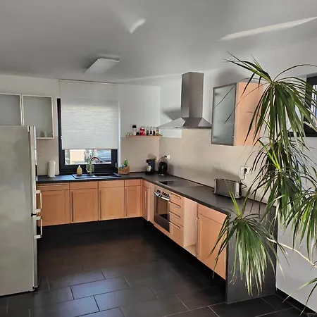 Haus Mit Zeitloser Eleganz In Bergkammen *