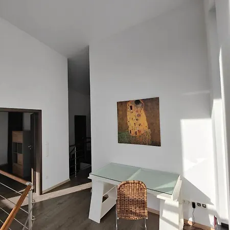 Haus Mit Zeitloser Eleganz In Bergkammen