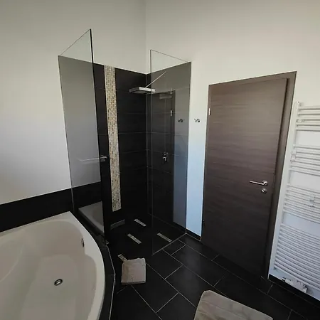 Haus Mit Zeitloser Eleganz In Bergkammen Holiday home *